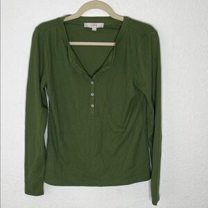 LOFT Olive Long Sleeve Henley Top womens size medium